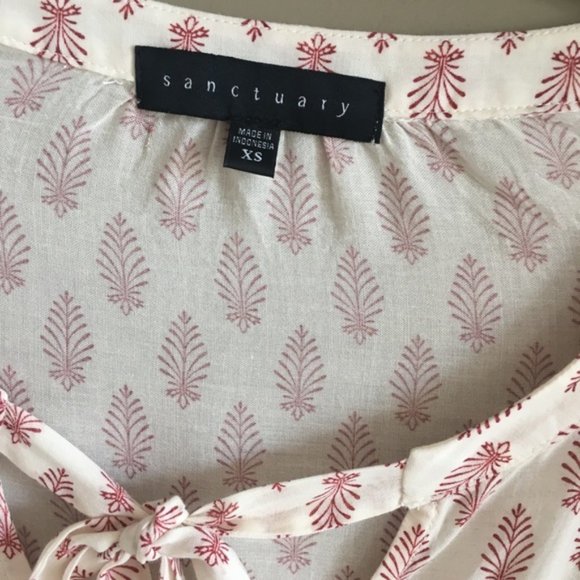 Sanctuary Top - Picture 7 of 8